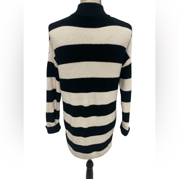 Express Black and Cream Turtleneck Striped Oversized Sweater SZ Small EUC - Picture 6 of 6